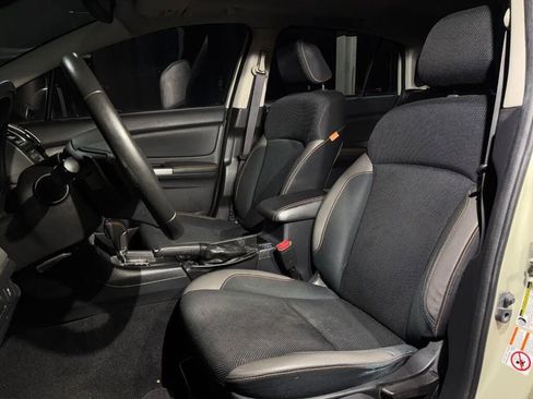 Used 2016 Subaru Crosstrek 2.0i Premium w/ Moonroof Package AWD/4WD image 9