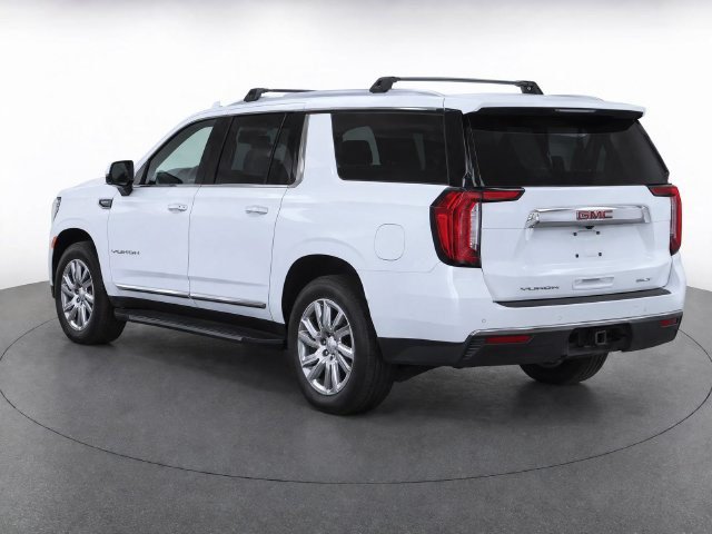 Used 2021 GMC Yukon XL SLT w/ SLT Premium Package AWD/4WD image 5
