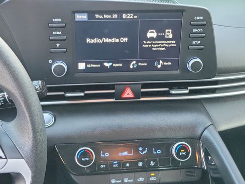 Certified 2025 Hyundai Elantra Blue image 11