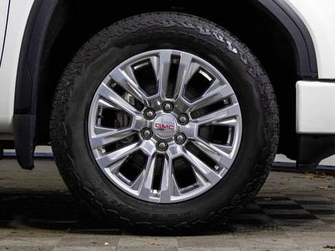 Used 2022 GMC Sierra 1500 Denali image 39