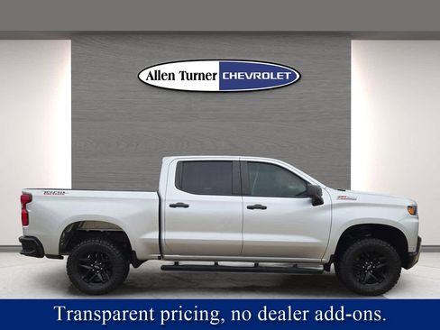 Used 2019 Chevrolet Silverado 1500 Custom Trail Boss w/ Custom Convenience Package image 5