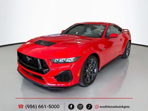 Used 2025 Ford Mustang GT Premium w/ GT Performance Package RWD image 3