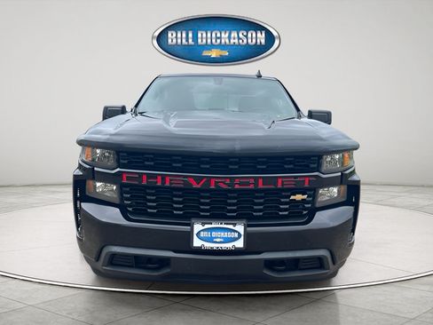 Used 2020 Chevrolet Silverado 1500 Custom w/ Custom Value Package RWD image 2