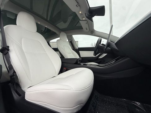 Used 2018 Tesla Model 3 Long Range image 24