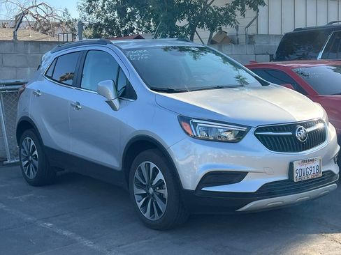 Used 2022 Buick Encore Preferred w/ Safety Package AWD/4WD image 2