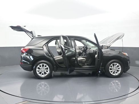 Used 2020 Chevrolet Equinox LS image 69