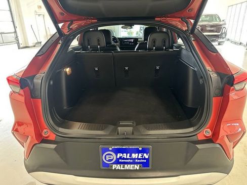 Used 2024 Buick Envista Preferred w/ Convenience II Package image 34