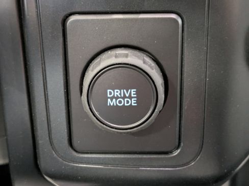 New 2025 Ford F150 XL w/ Equipment Group 103A High image 30