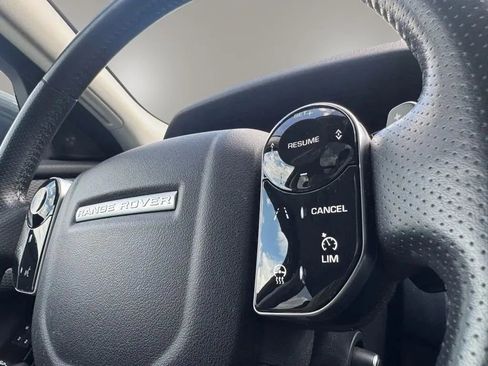 Used 2019 Land Rover Range Rover Velar S AWD/4WD image 12