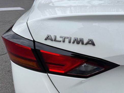 Used 2024 Nissan Altima 2.5 SR image 29