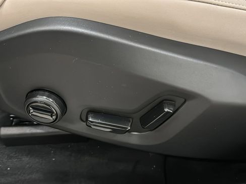 New 2026 Volvo XC60 T8 Plus w/ Protection Package Premier image 24