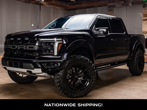 Used 2025 Ford F150 Raptor AWD/4WD image 4