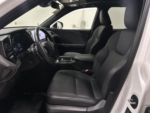 Certified 2025 Lexus TX 350 AWD w/ Technology Package image 16