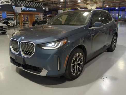Used 2025 BMW X3 xDrive30i w/ Premium Package AWD/4WD image 1