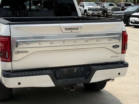 Used 2015 Ford F150 Platinum w/ Equipment Group 701A Luxury AWD/4WD image 6