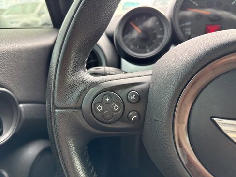 Used 2015 MINI Cooper Convertible image 17