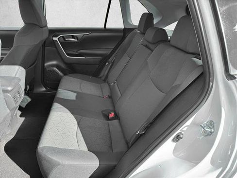 Certified 2024 Toyota RAV4 XLE AWD/4WD image 17