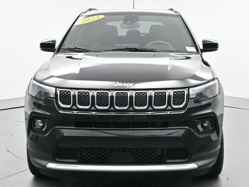 Used 2023 Jeep Compass Limited w/ Sun and Sound Group AWD/4WD image 3