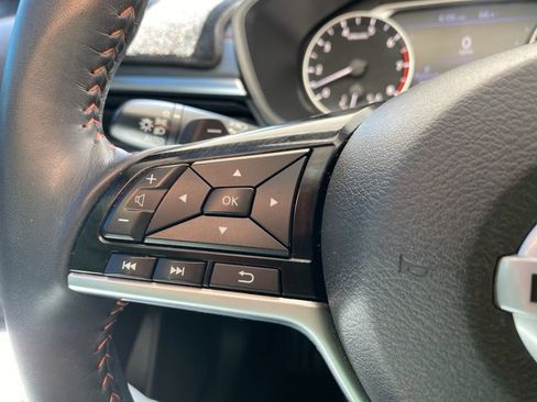 Used 2021 Nissan Altima 2.5 SR w/ SR Premium Package image 31