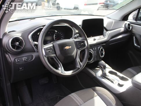 Certified 2023 Chevrolet Blazer LT w/ Convenience Package image 12