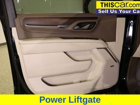 Used 2021 GMC Yukon Denali w/ Denali Premium Package image 28