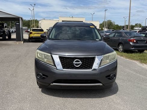 Used 2014 Nissan Pathfinder S FWD image 3