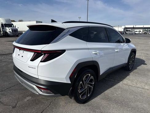 Used 2025 Hyundai Tucson Limited image 4
