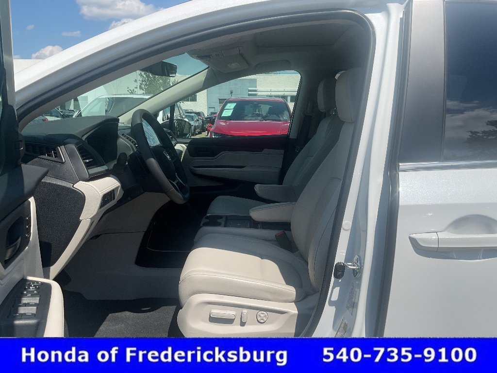 Certified 2026 Honda Odyssey EX-L image 19
