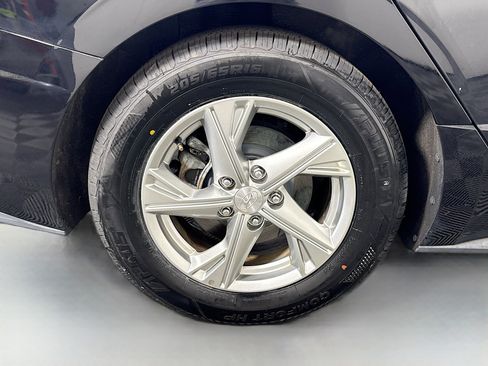 Used 2021 Hyundai Sonata SE image 32