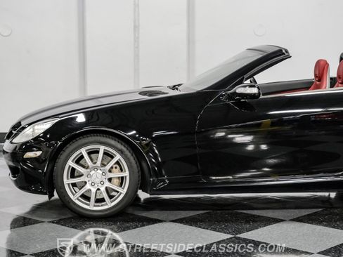 Used 2005 Mercedes-Benz SLK 350 image 22