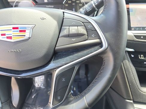 Used 2024 Cadillac XT5 Premium Luxury image 29