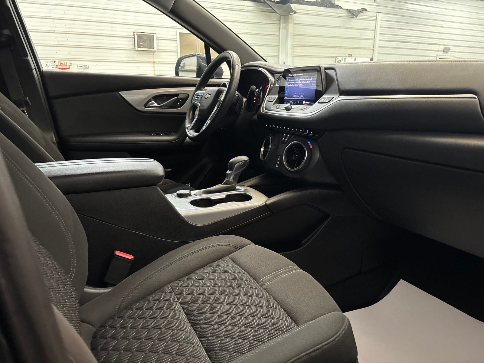 Used 2021 Chevrolet Blazer LT AWD/4WD image 23