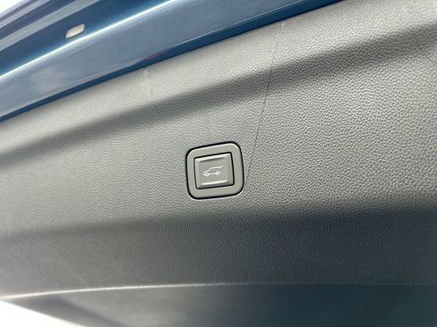 New 2026 GMC Yukon XL Elevation w/ Elevation Premium Package AWD/4WD image 37