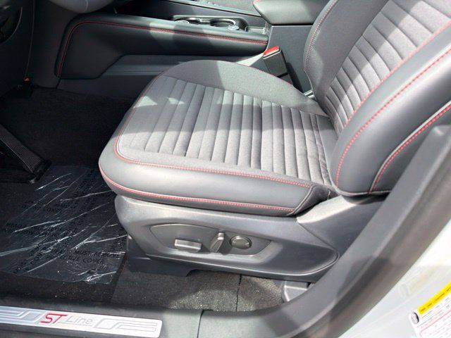 New 2027 Ford Explorer ST-Line w/ Premium Package AWD/4WD image 13