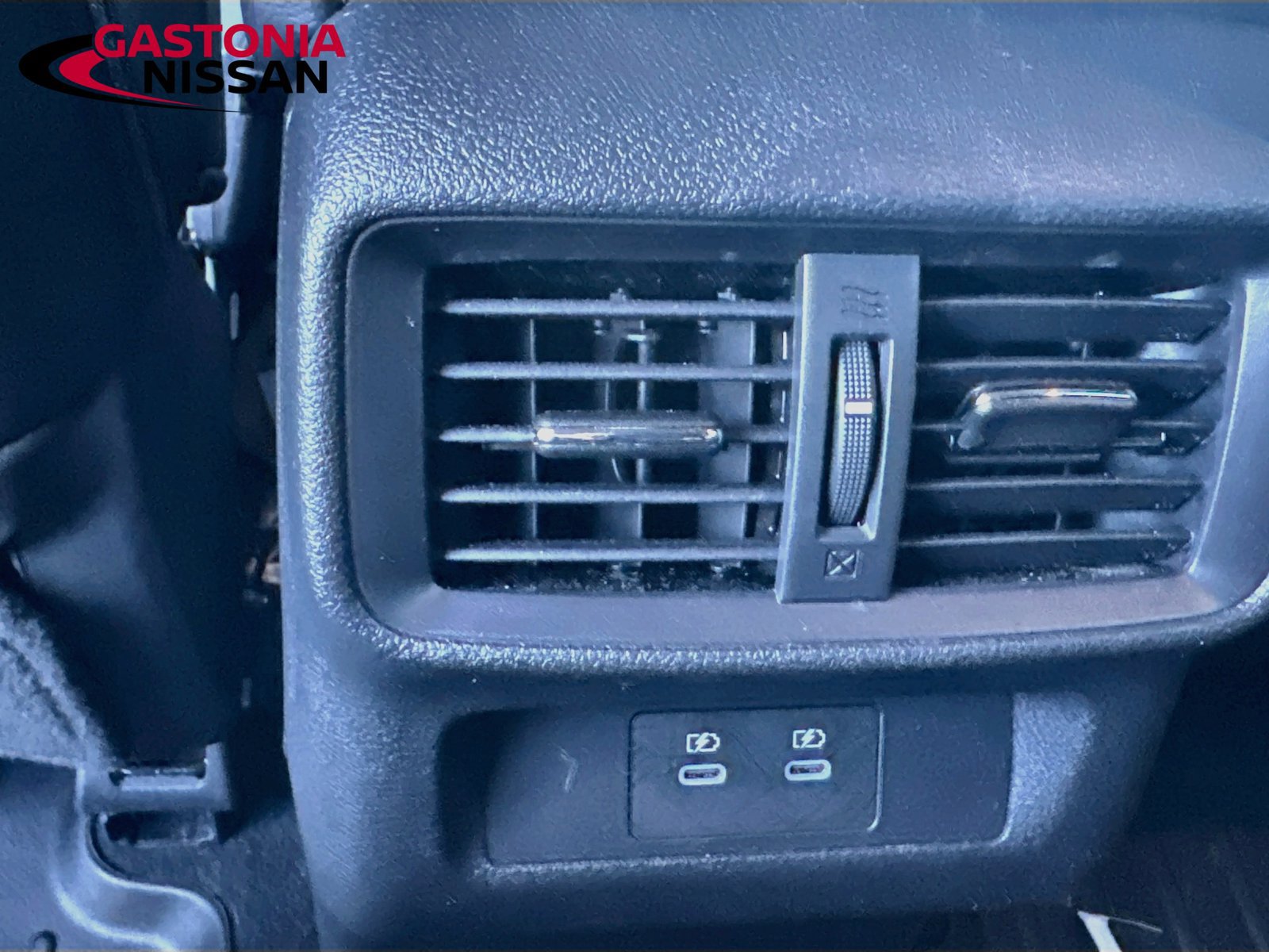 Used 2025 Nissan Murano SL AWD/4WD image 32