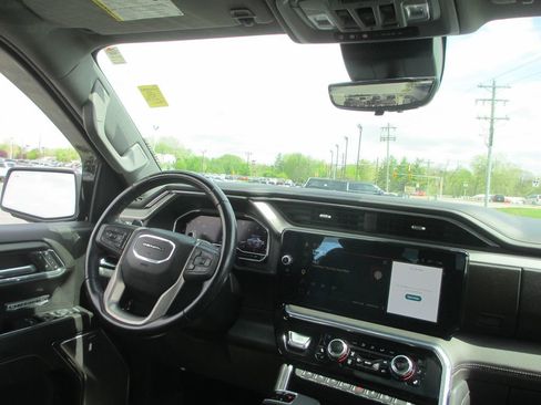 Used 2024 GMC Sierra 1500 Denali image 31