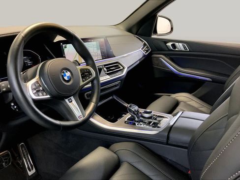 Used 2023 BMW X5 xDrive40i w/ Executive Package AWD/4WD image 17