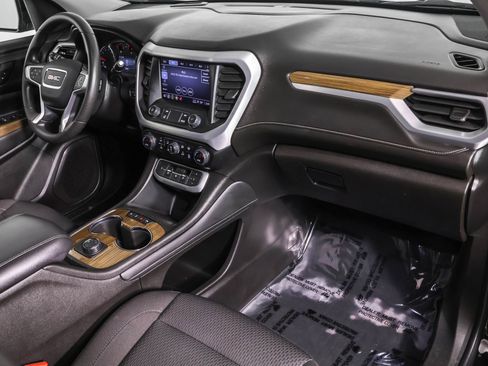 Certified 2023 GMC Acadia SLE w/ LPO, Floor Liner Package image 48