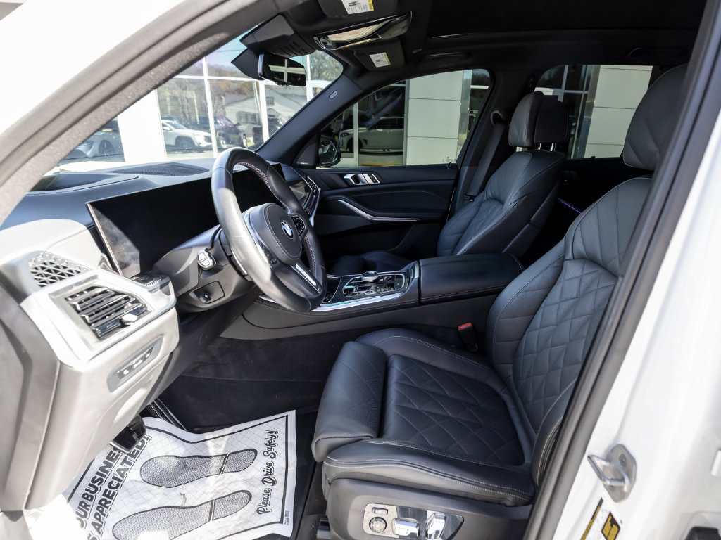 Used 2025 BMW X5 M60i AWD/4WD image 21