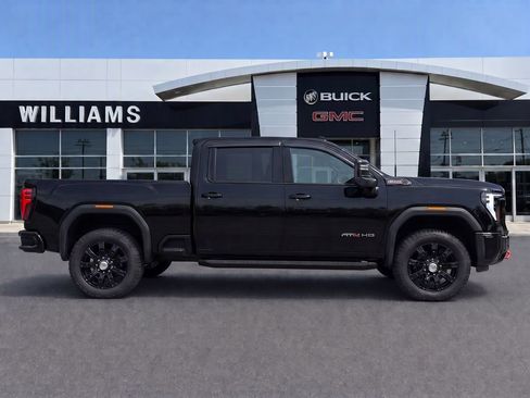 Certified 2025 GMC Sierra 2500 AT4 w/ AT4 Premium Plus Package AWD/4WD image 8