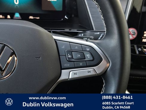 Certified 2024 Volkswagen Atlas Cross Sport SE image 19