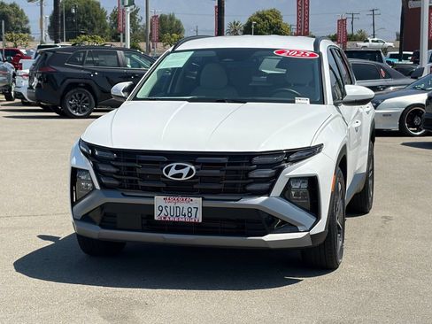 Used 2025 Hyundai Tucson SEL FWD image 48