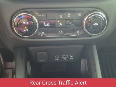 Certified 2023 Chevrolet TrailBlazer LT w/ Convenience Package FWD image 23