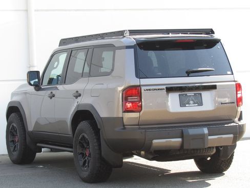 Used 2027 Toyota Land Cruiser w/ Premium Package AWD/4WD image 5