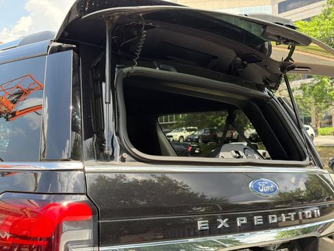Used 2023 Ford Expedition Max Limited AWD/4WD image 7