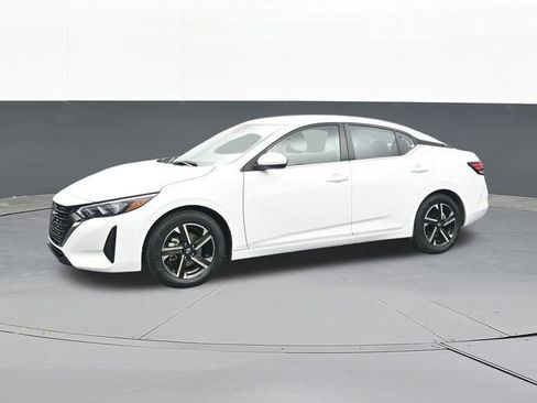 Used 2024 Nissan Sentra SV image 6