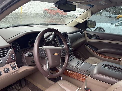 Used 2017 Chevrolet Tahoe Premier AWD/4WD image 13
