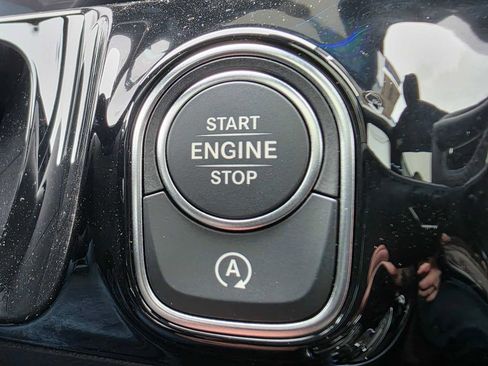 New 2026 Mercedes-Benz GLA 35 AMG 4MATIC image 37