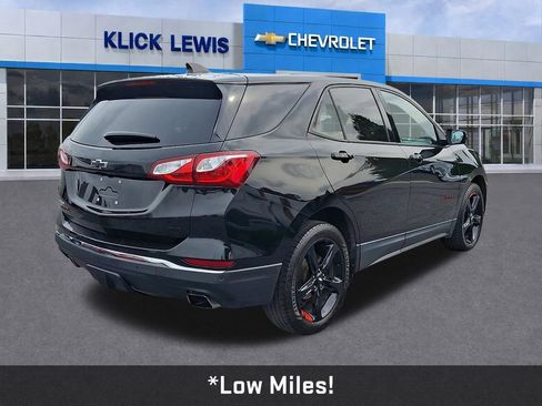 Used 2018 Chevrolet Equinox LT w/ Redline Edition AWD/4WD image 8