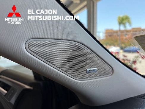 Used 2025 Mitsubishi Outlander SEL AWD/4WD image 23